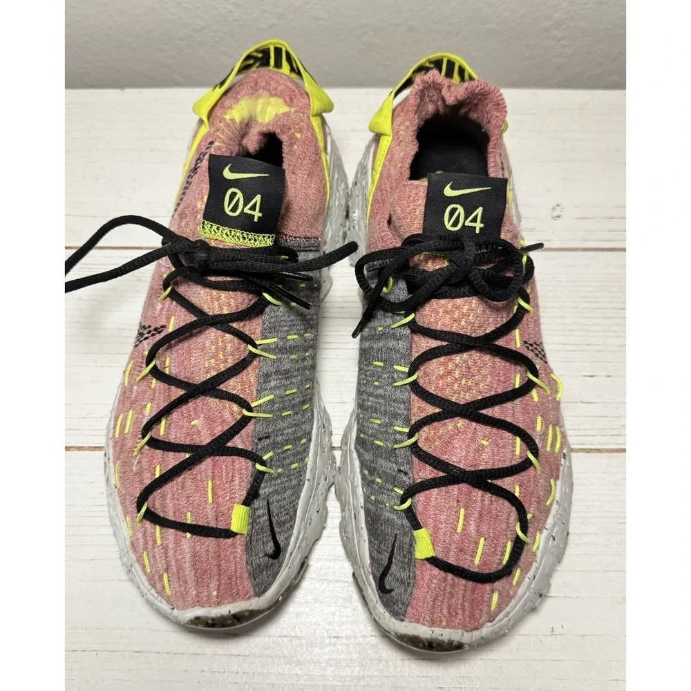 Nike Space Hippie 04 Light Arctic Pink Low Top Sneakers Pink Yellow CD3476-700